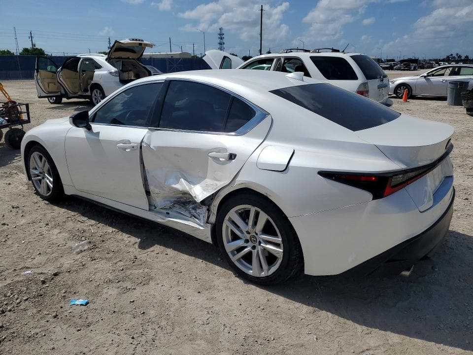 2022 LEXUS IS 300 2