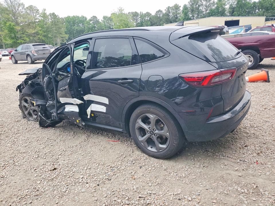 2024 FORD ESCAPE ST LINE 2