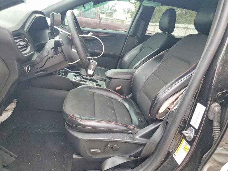 2024 FORD ESCAPE ST LINE 7