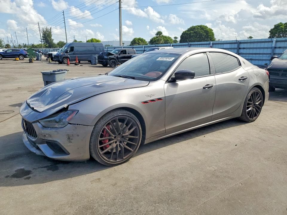 2022 MASERATI GHIBLI TROFEO - 1