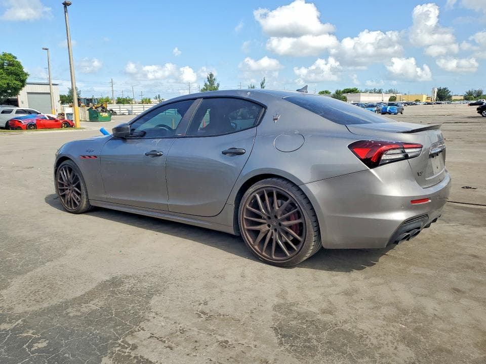 2022 MASERATI GHIBLI TROFEO 2