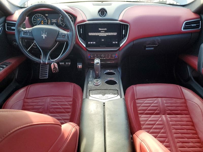 2022 MASERATI GHIBLI TROFEO 8