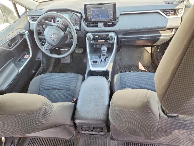 2022 TOYOTA RAV4 LE 8