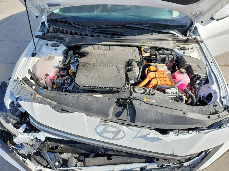 2025 HYUNDAI ELANTRA HYBRID BLUE 11