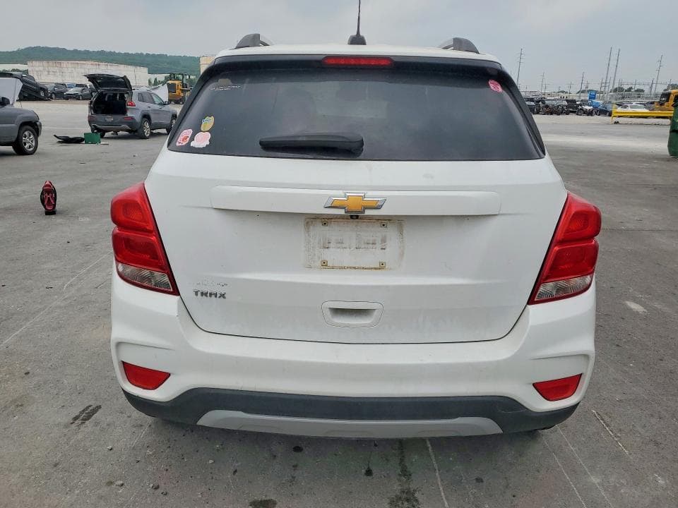 2021 CHEVROLET TRAX 1LT 6