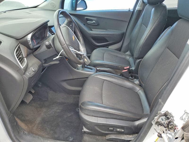 2021 CHEVROLET TRAX 1LT 7