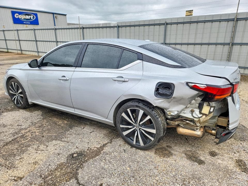 2021 NISSAN ALTIMA SR 2