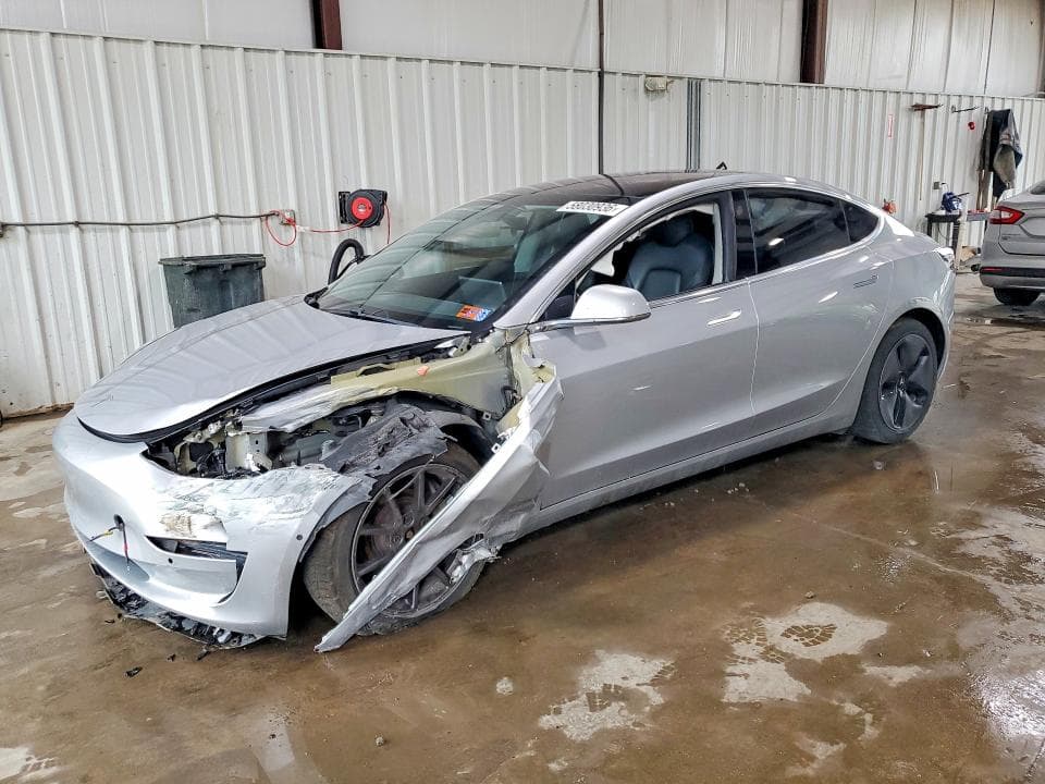 2018 TESLA MODEL 3 - 1