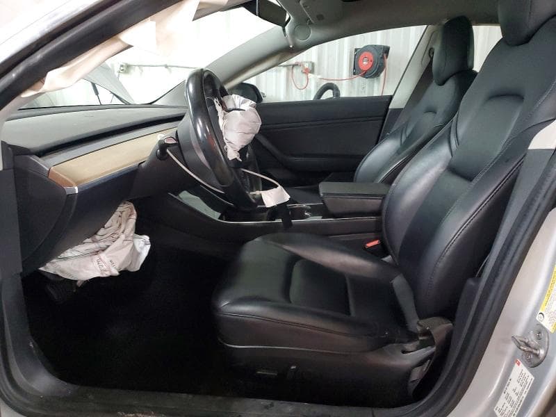 2018 TESLA MODEL 3 7