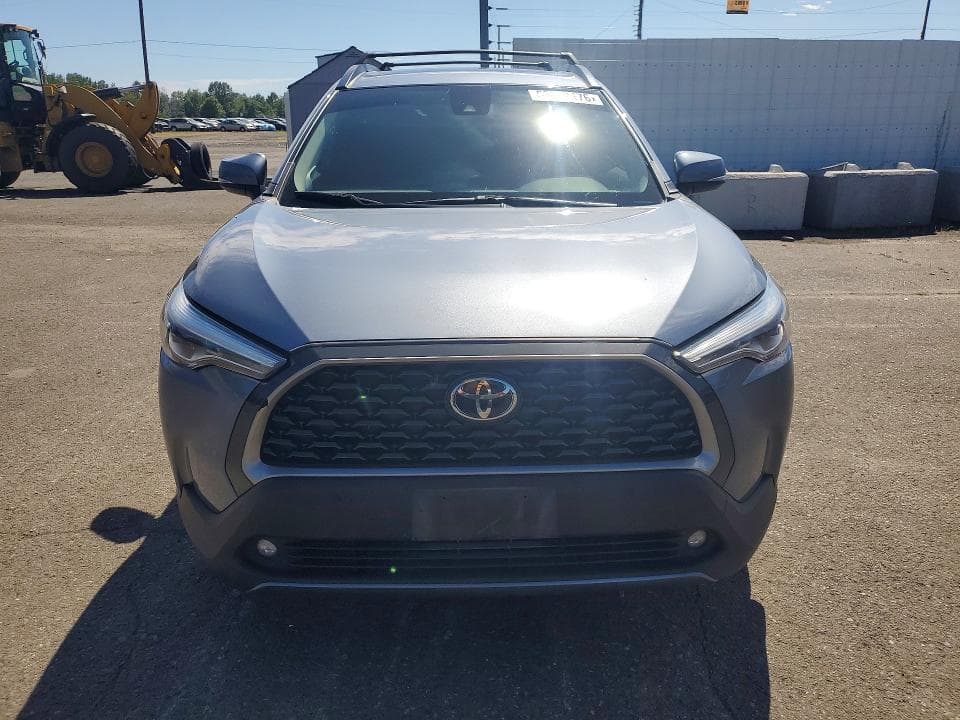2022 TOYOTA COROLLA CROSS XLE XLE 5