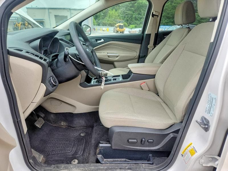 2017 FORD ESCAPE SE 7