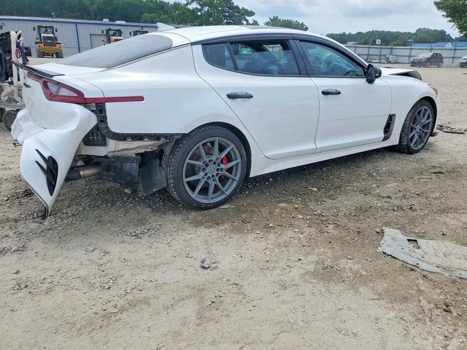 2021 KIA STINGER GT2 3