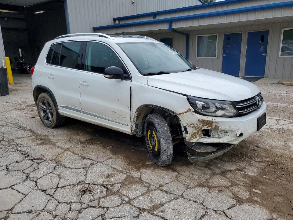 2017 VOLKSWAGEN TIGUAN SPORT 4