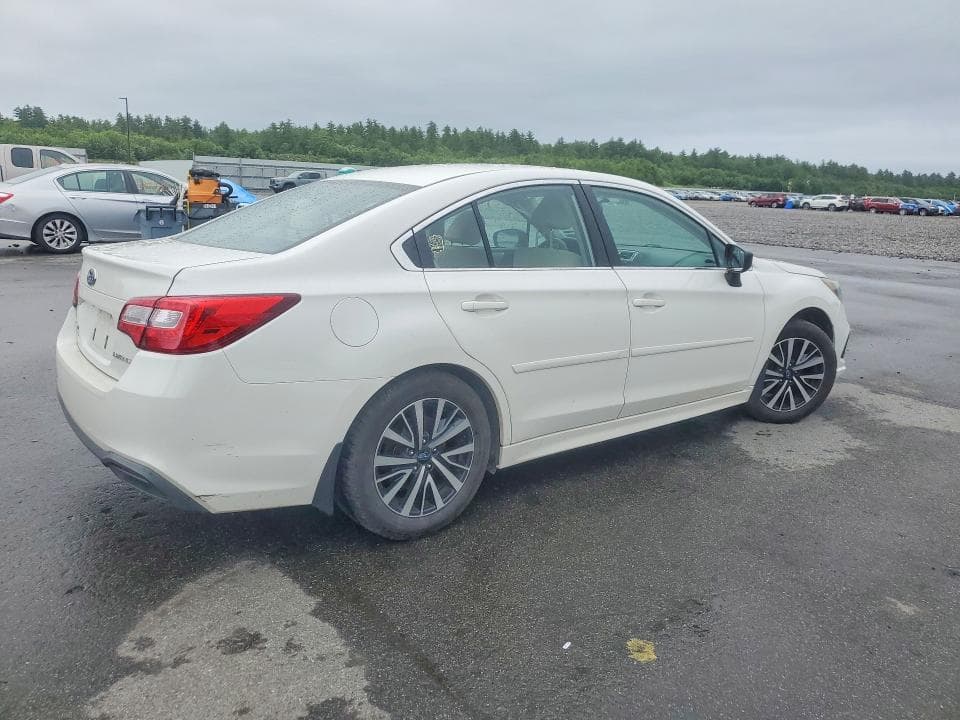 2018 SUBARU LEGACY 2.5I 3