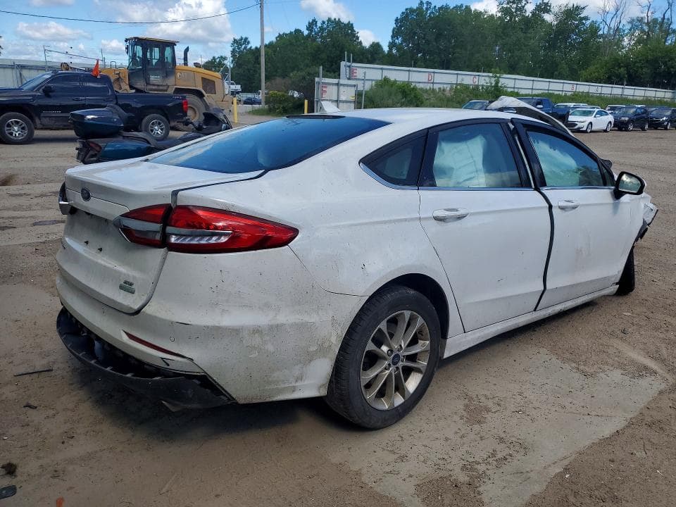 2019 FORD FUSION SE 3