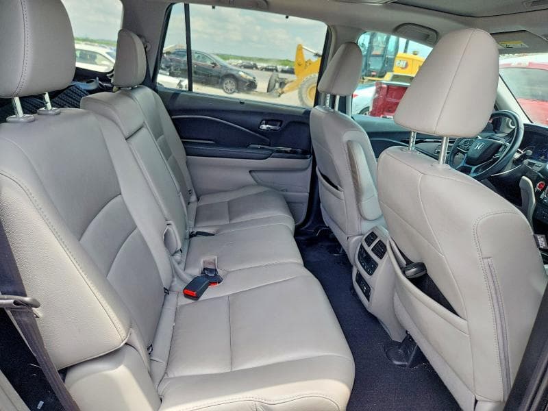 2021 HONDA PILOT TOURING 10