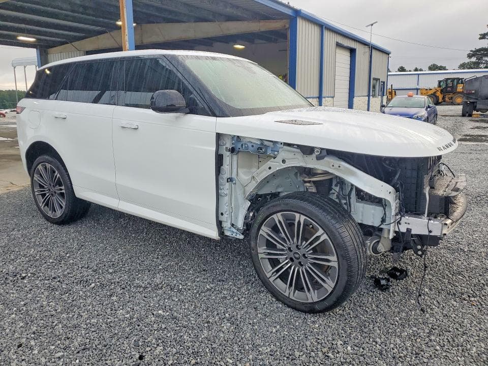 2025 LAND ROVER RANGE ROVER SPORT DYNAMIC SE 4
