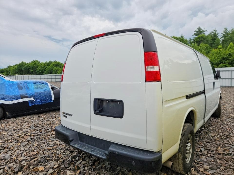 2022 CHEVROLET EXPRESS G2500 4LT 4LT 4