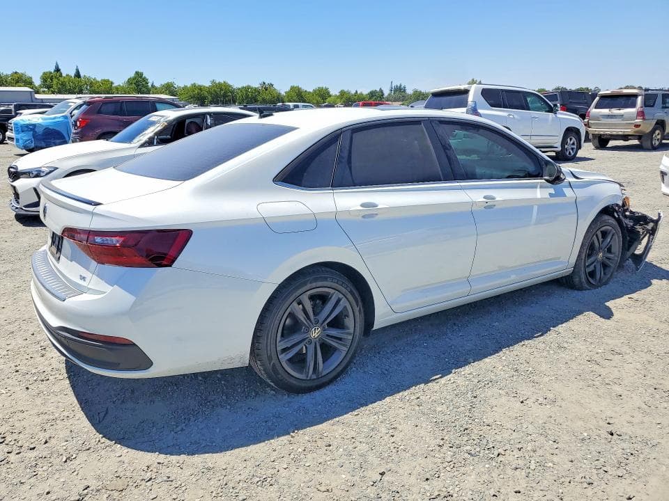 2023 VOLKSWAGEN JETTA SE 3
