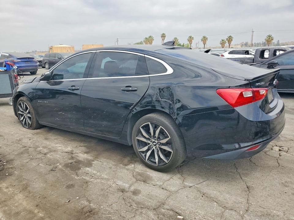 2017 CHEVROLET MALIBU LT 2