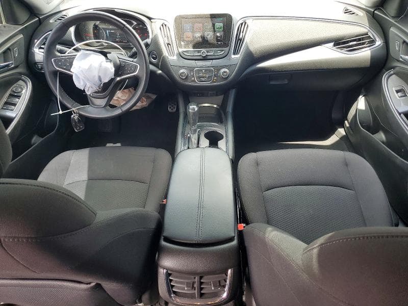 2017 CHEVROLET MALIBU LT 8