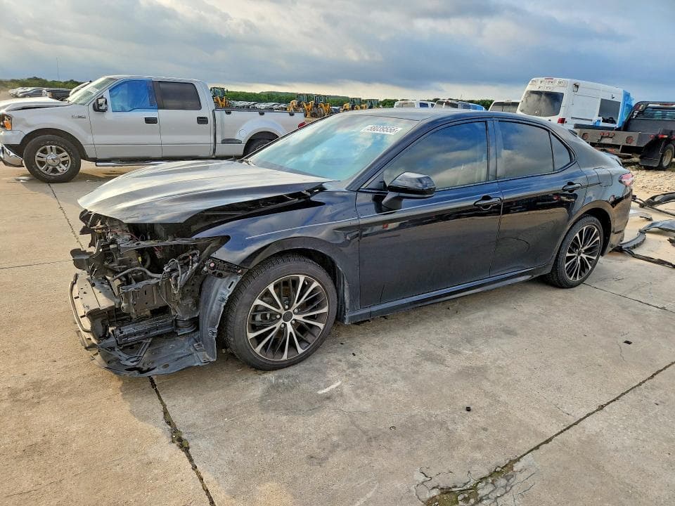 2019 TOYOTA CAMRY SE SE - 1