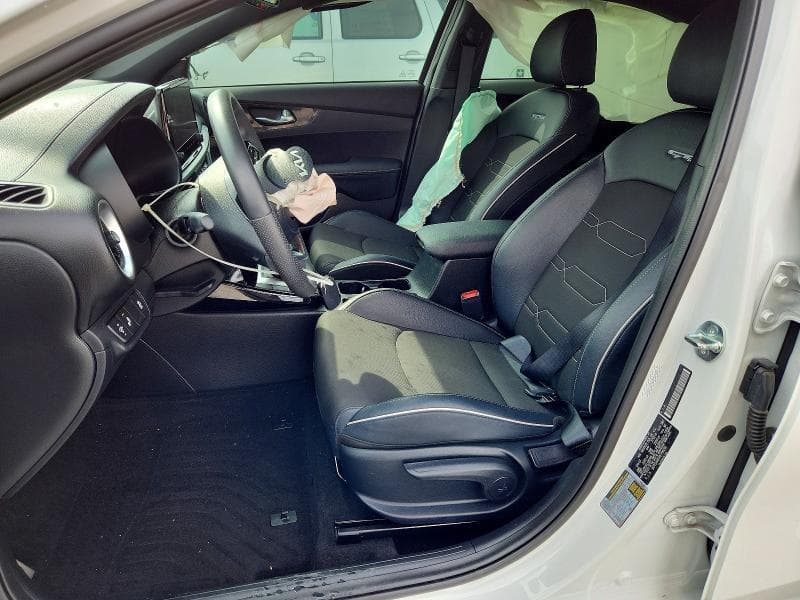 2024 KIA FORTE GT LINE 7