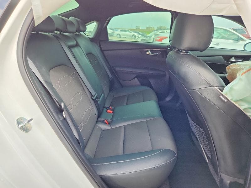 2024 KIA FORTE GT LINE 10
