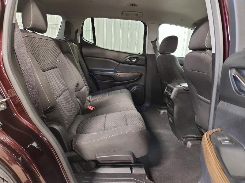2017 GMC ACADIA SLE 11