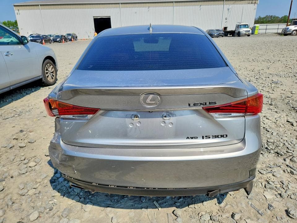 2017 LEXUS IS 300 6