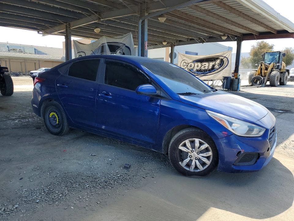 2020 HYUNDAI ACCENT SE 4