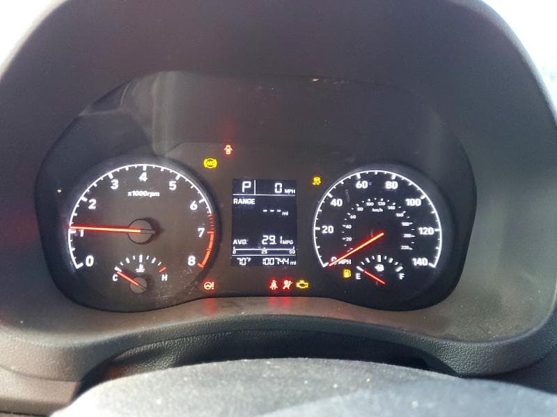 2020 HYUNDAI ACCENT SE 9