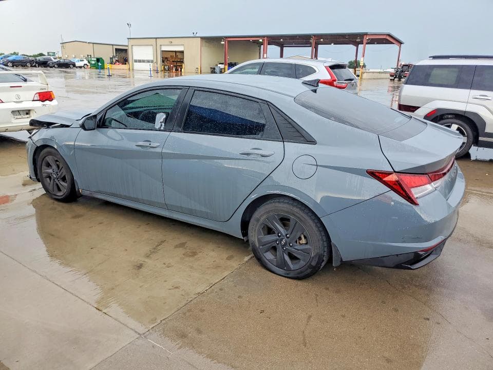2022 HYUNDAI ELANTRA SEL 2