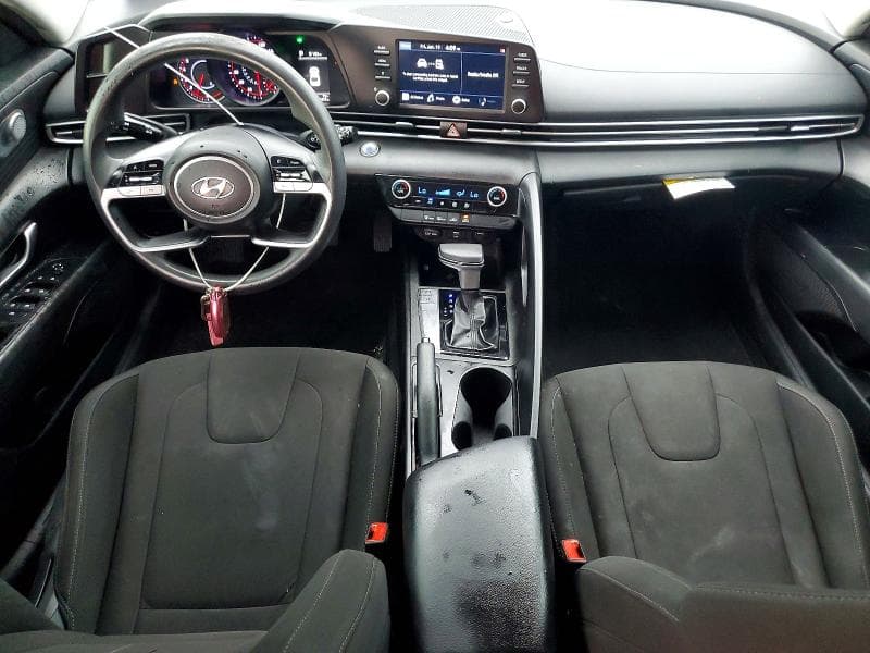 2022 HYUNDAI ELANTRA SEL 8