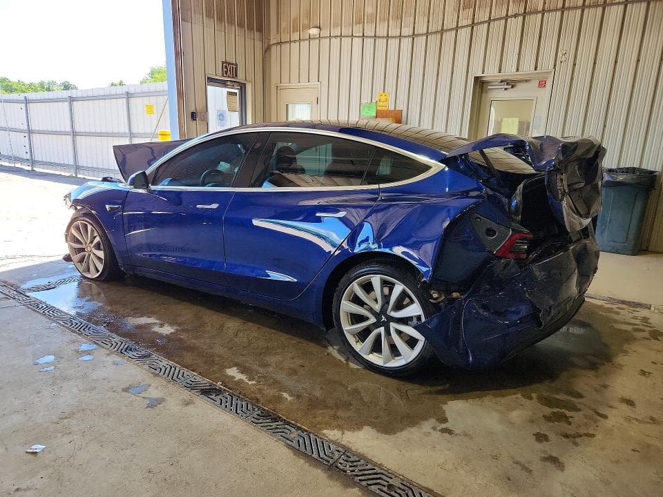 2020 TESLA MODEL 3 2