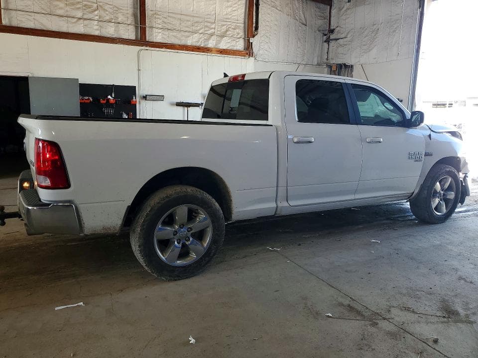 2019 RAM 1500 CLASSIC SLT SLT 3