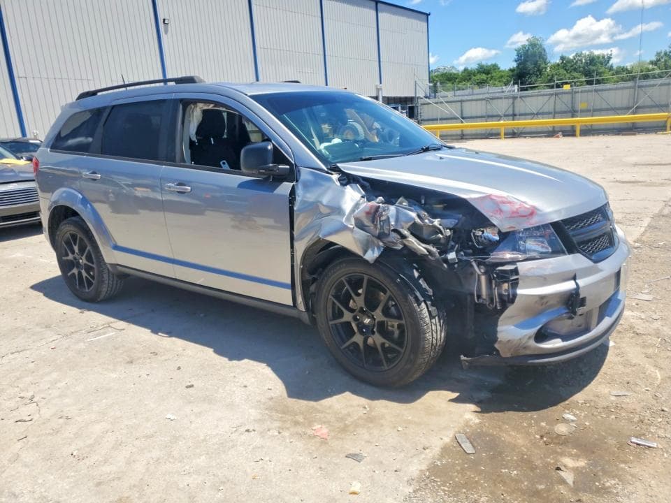 2020 DODGE JOURNEY SE 4