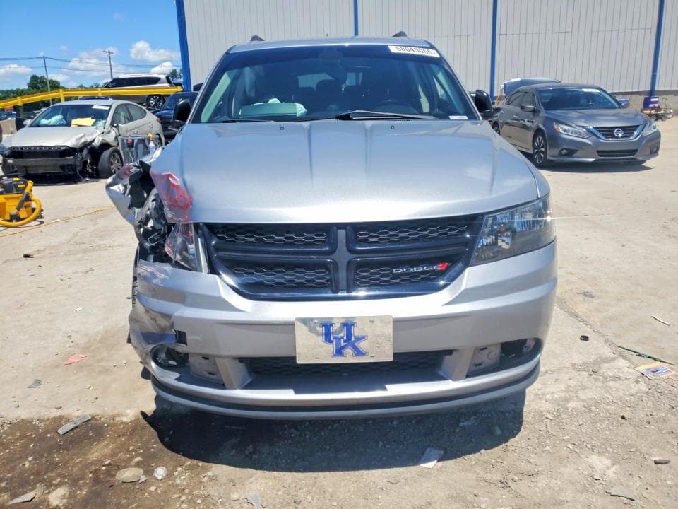 2020 DODGE JOURNEY SE 5