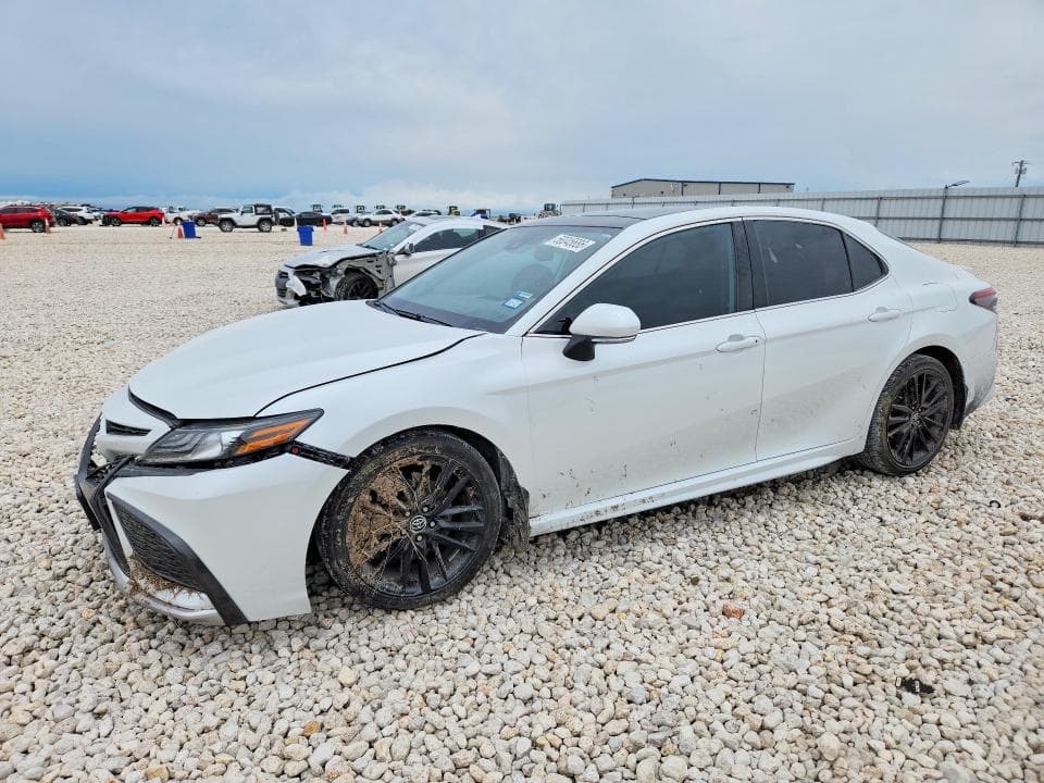2021 TOYOTA CAMRY XSE V6 - 1