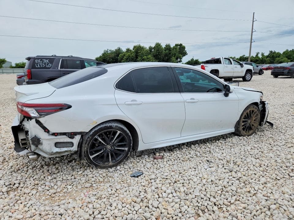 2021 TOYOTA CAMRY XSE V6 3