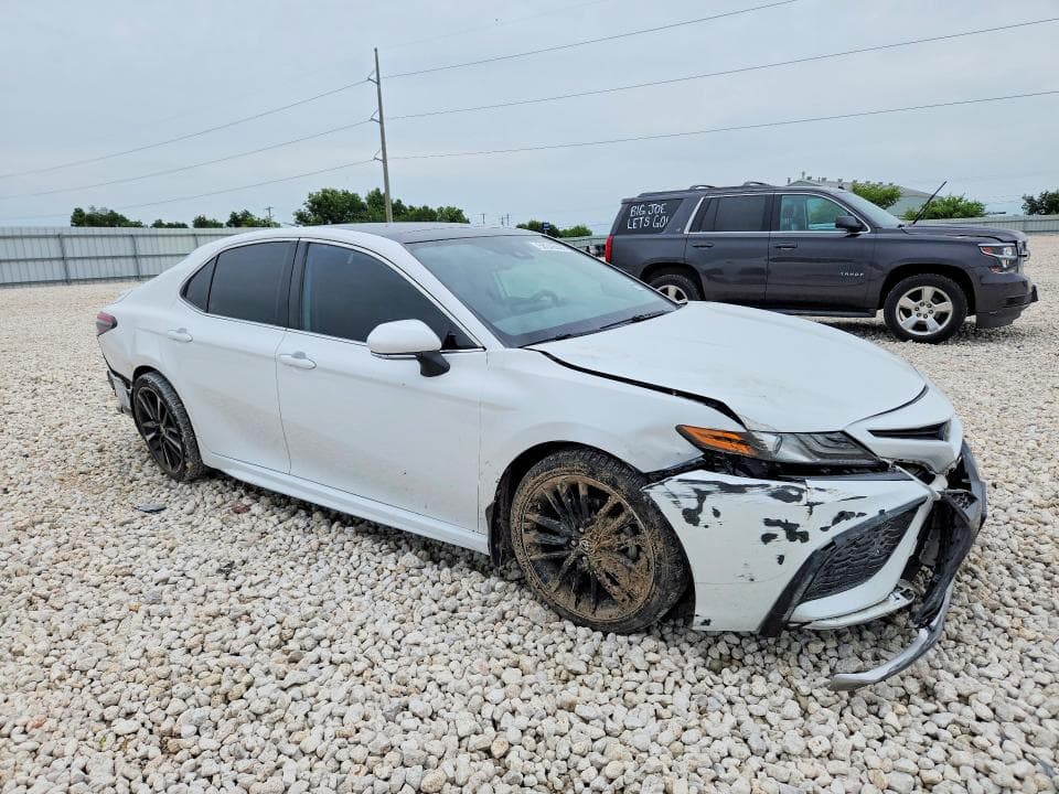 2021 TOYOTA CAMRY XSE V6 4