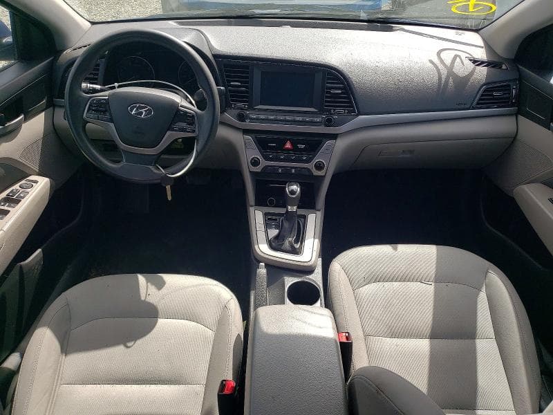 2017 HYUNDAI ELANTRA SE SE 8