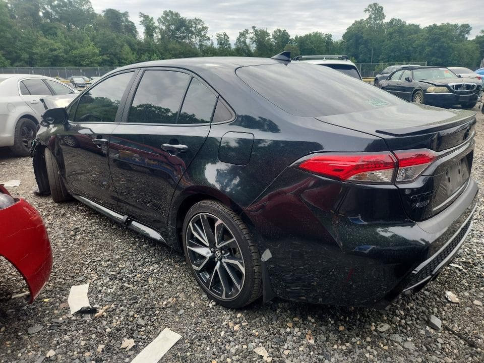 2021 TOYOTA COROLLA SE NIGHTSHADE EDITION 2