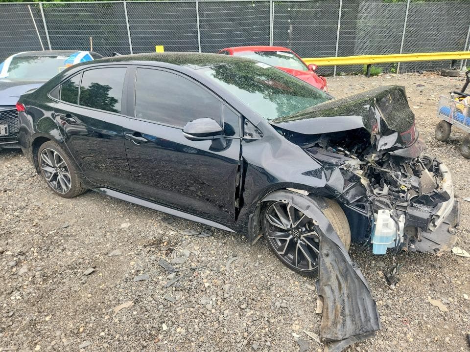 2021 TOYOTA COROLLA SE NIGHTSHADE EDITION 4