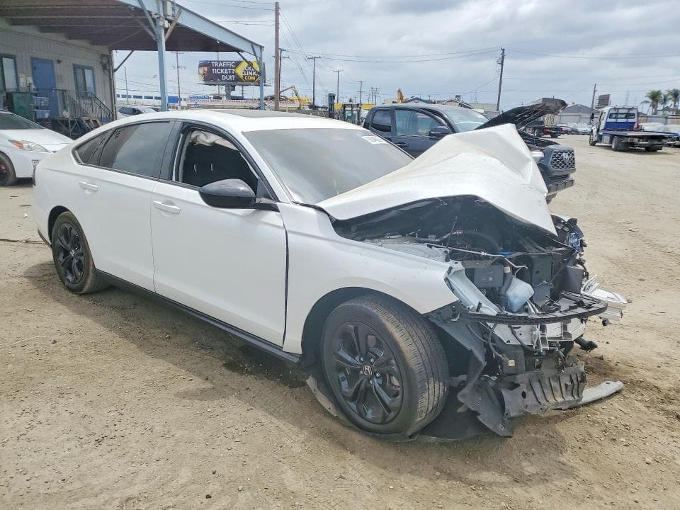 2025 HONDA ACCORD SE 4