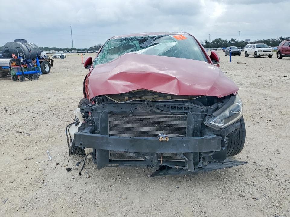 2018 HYUNDAI ELANTRA LIMITED 5