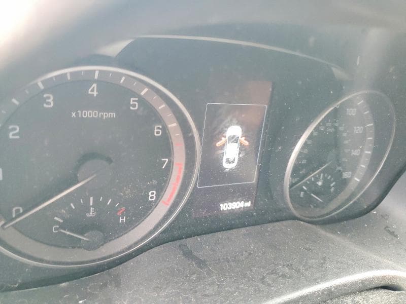 2018 HYUNDAI ELANTRA LIMITED 9