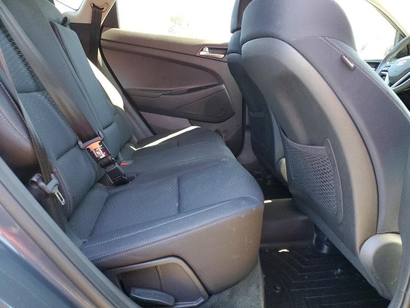 2019 HYUNDAI TUCSON SE SE 10