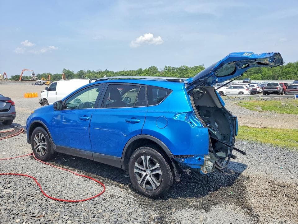 2017 TOYOTA RAV4 LE 3