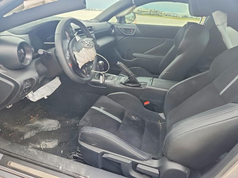 2025 TOYOTA GR 86 PREMIUM 7
